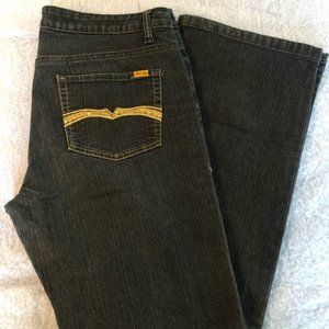 Bill Blass boot cut jeans - (size 8)